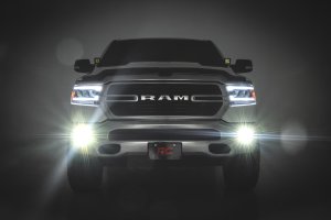 Ram 1500 LED Fog Light Kit - Rough Country - 3.5 Inch Round, Amber DRL - Black - '19-'24